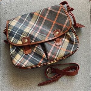 DOONEY AND BOURKE PURSE 👜